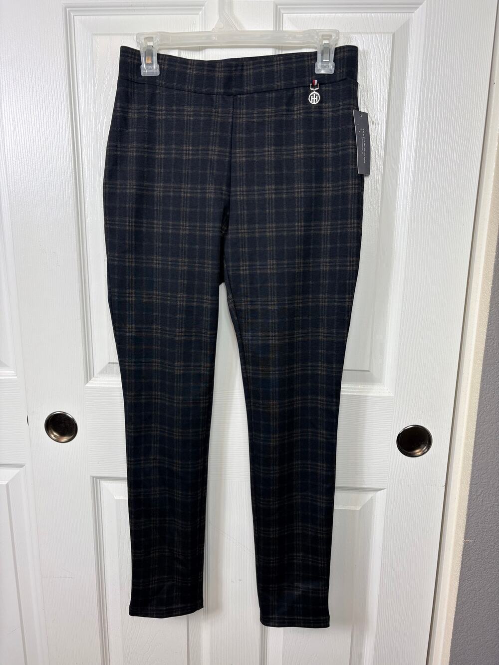 Tommy Hilfiger Women's Plaid Skinny Pants Navy/Beige Pull-On Size 6 NWT